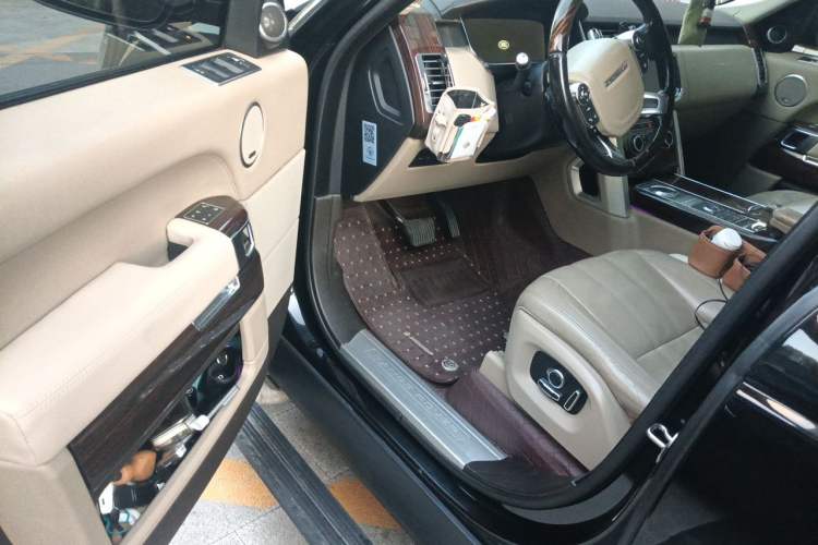Used Land Rover Range  Driver Seat