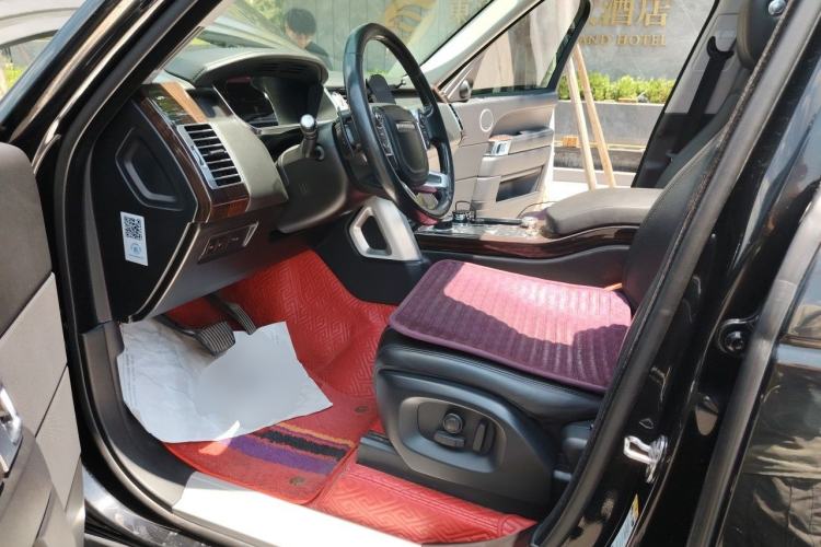 Used Land Rover Range 2015 3.0 SC V6 Vogue Driver Seat