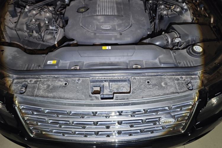 Used Land Rover Range  Engine Bay
