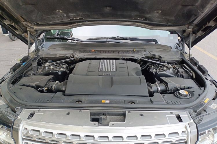 Used Land Rover Range 2015 3.0 SC V6 Vogue Engine Bay