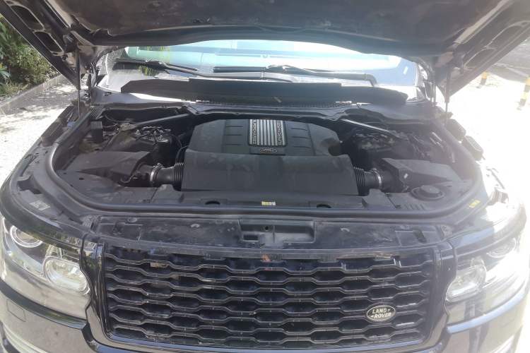 Used Land Rover Range 2015 3.0 SC V6 Vogue SE Long-Wheelbase Edition Engine Bay