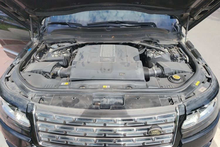 Used Land Rover Range 2015 3.0 SC V6 Vogue Engine Bay