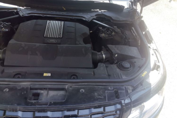 Used Land Rover Range 2015 3.0 SC V6 Vogue SE Long-Wheelbase Edition Engine Bay Left