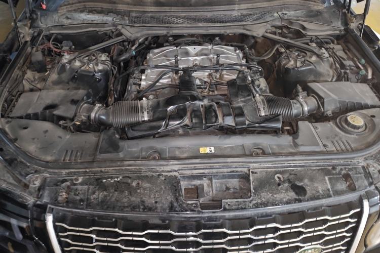 Used Land Rover Range  Engine Bay