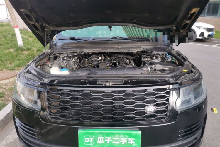 Used Land Rover Range  Engine Bay