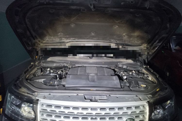 Used Land Rover Range  Engine Bay