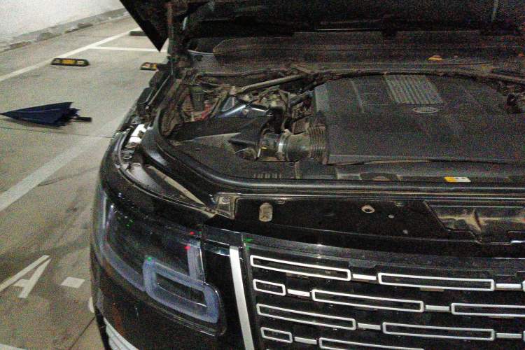 Used Land Rover Range 2015 3.0 SC V6 Vogue Engine Bay Right