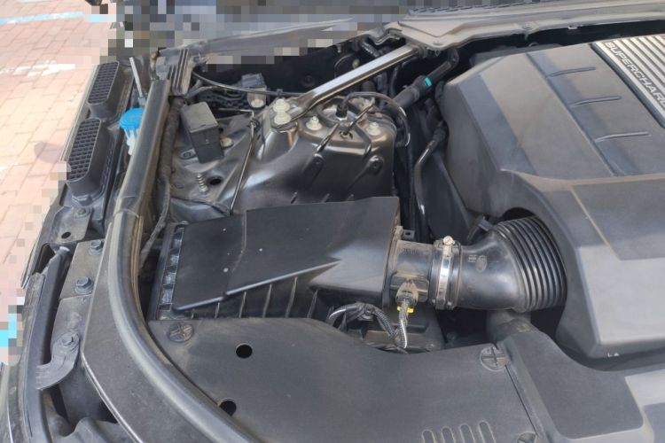 Used Land Rover Range 2015 3.0 SC V6 Vogue Engine Bay Right