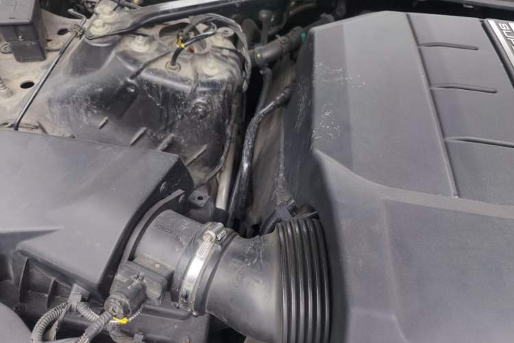 Used Land Rover Range 2015 3.0 SC V6 Vogue SE Long-Wheelbase Edition Engine Bay Right