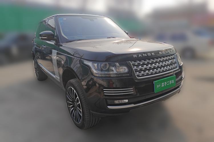 Used Land Rover Range 2015 3.0 TDV6 Vogue SE Extended-Length Model Front Right 45 Deg