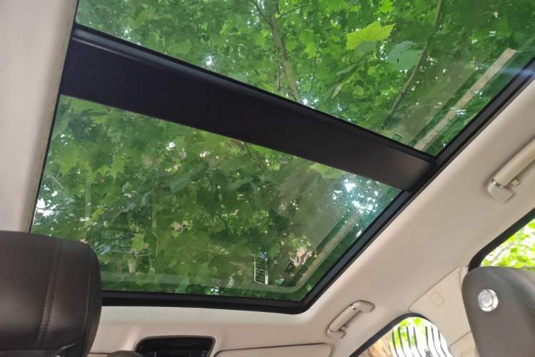 Used Land Rover Range 2015 3.0 SC V6 Vogue Headliner