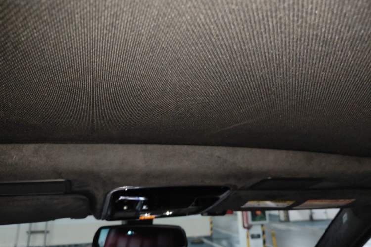 Used Land Rover Range  Headliner