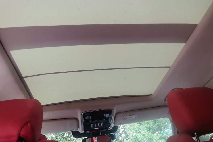 Used Land Rover Range 2015 3.0 SC V6 Vogue SE Long-Wheelbase Edition Headliner