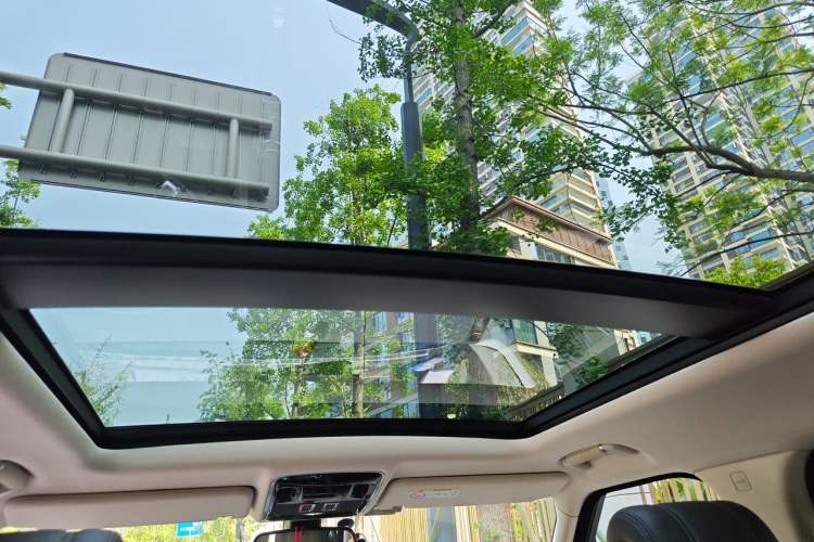 Used Land Rover Range 2015 3.0 SC V6 Vogue Headliner