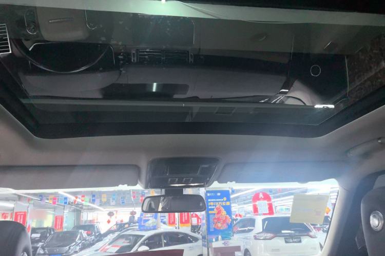 Used Land Rover Range 2015 3.0 SC V6 Vogue Headliner