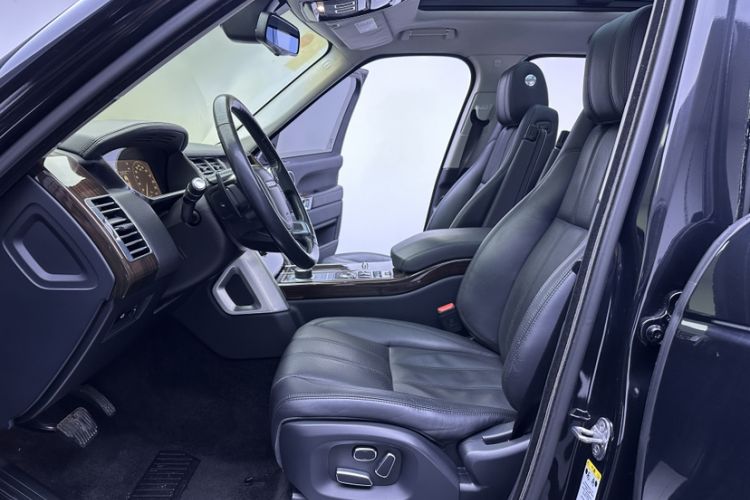 Used Land Rover Range 2015 3.0 SC V6 Vogue Interior 1