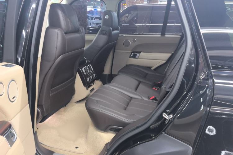 Used Land Rover Range 2015 3.0 SC V6 Vogue Interior 2