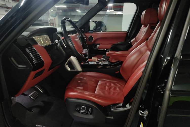 Used Land Rover Range  Left Front Seat