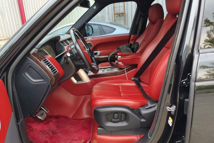 Used Land Rover Range  Left Front Seat