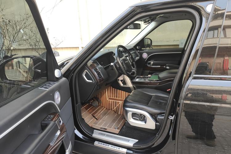 Used Land Rover Range 2015 3.0 SC V6 Vogue SE Long-Wheelbase Edition Left Front Seat