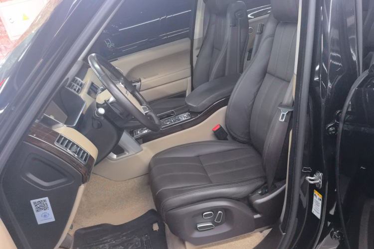 Used Land Rover Range 2015 3.0 SC V6 Vogue Left Front Seat