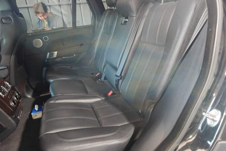 Used Land Rover Range 2015 3.0 SC V6 Vogue Left Rear Seat