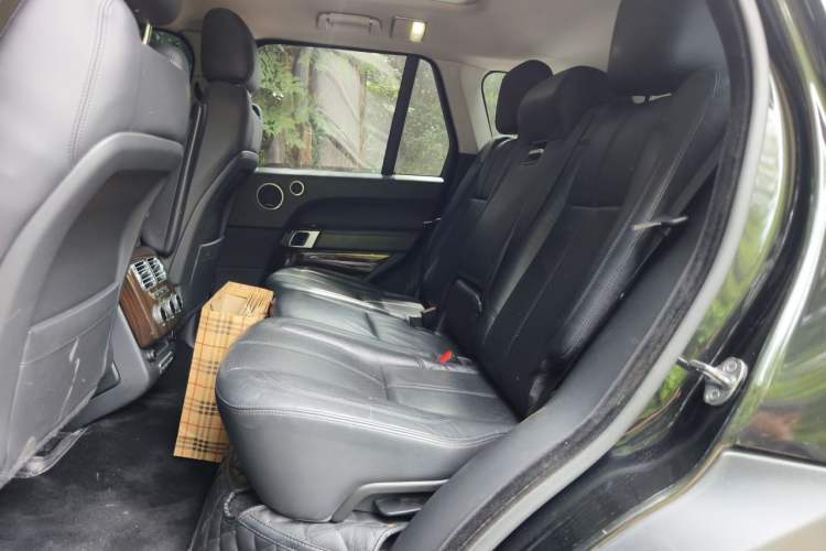 Used Land Rover Range  Left Rear Seat