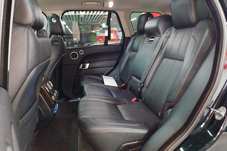 Used Land Rover Range 2015 3.0 SC V6 Vogue Left Rear Seat