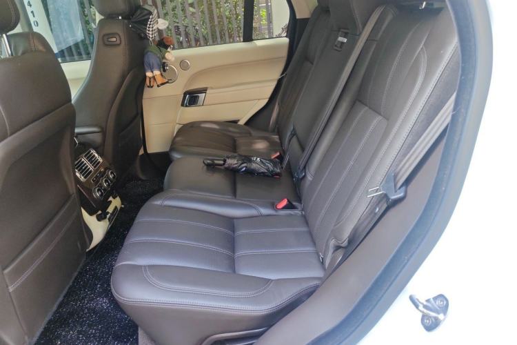 Used Land Rover Range 2015 3.0 SC V6 Vogue Left Rear Seat