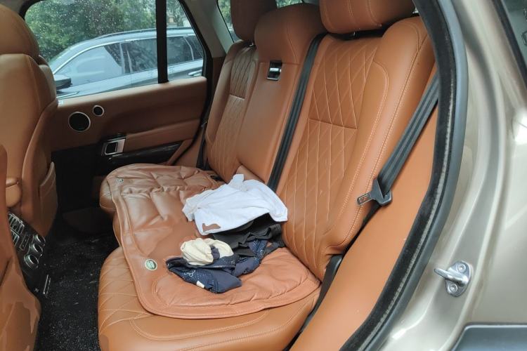 Used Land Rover Range  Left Rear Seat