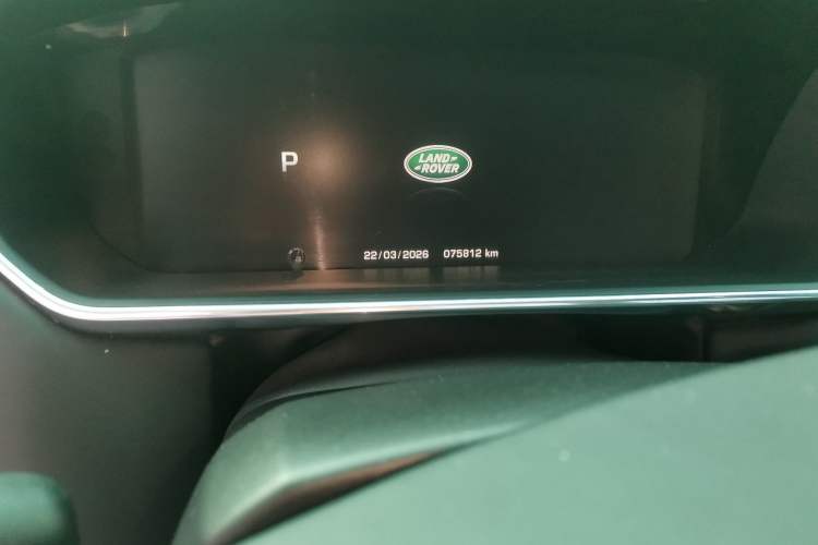 Used Land Rover Range  Odometer Close Up