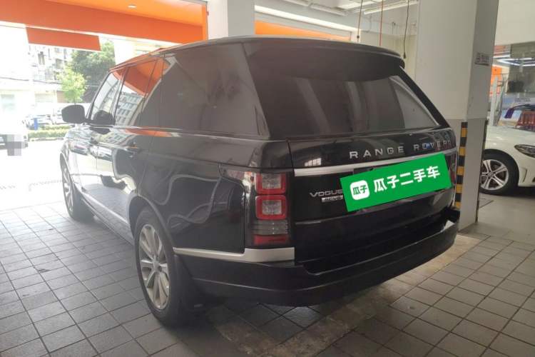 Used Land Rover Range 2015 3.0 SC V6 Vogue Rear Left 45 Deg