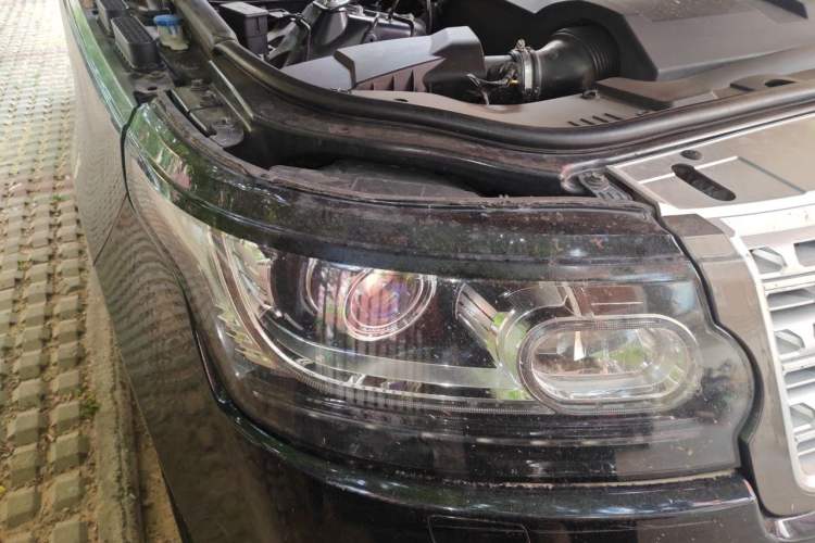 Used Land Rover Range 2015 3.0 SC V6 Vogue Right Front Headlight