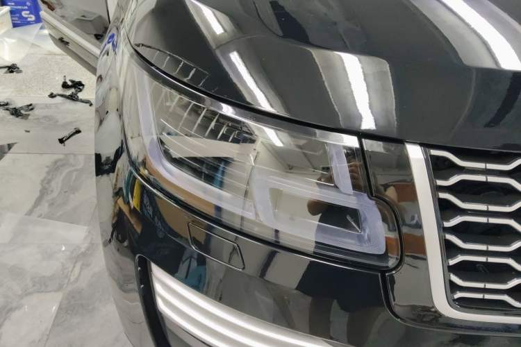 Used Land Rover Range 2015 3.0 SC V6 Vogue SE Long-Wheelbase Edition Right Front Headlight