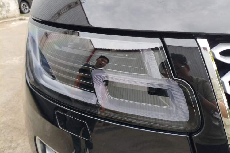 Used Land Rover Range  Right Front Headlight