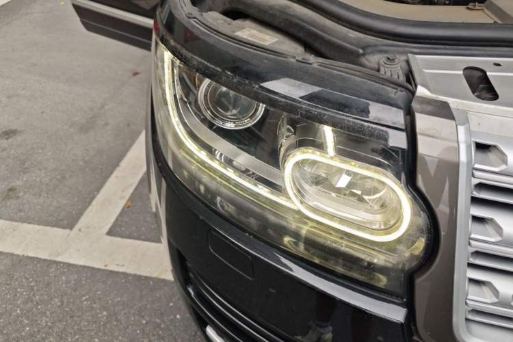 Used Land Rover Range 2015 3.0 SC V6 Vogue Right Front Headlight