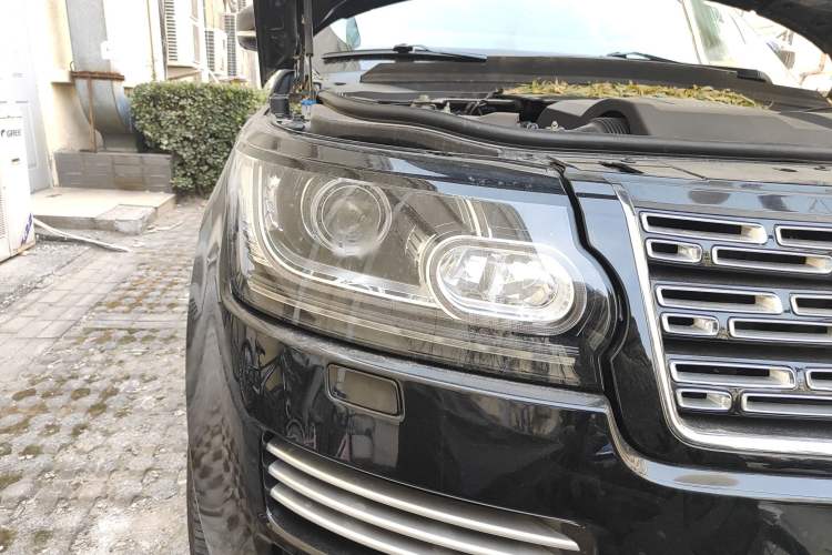 Used Land Rover Range 2015 3.0 SC V6 Vogue SE Long-Wheelbase Edition Right Front Headlight
