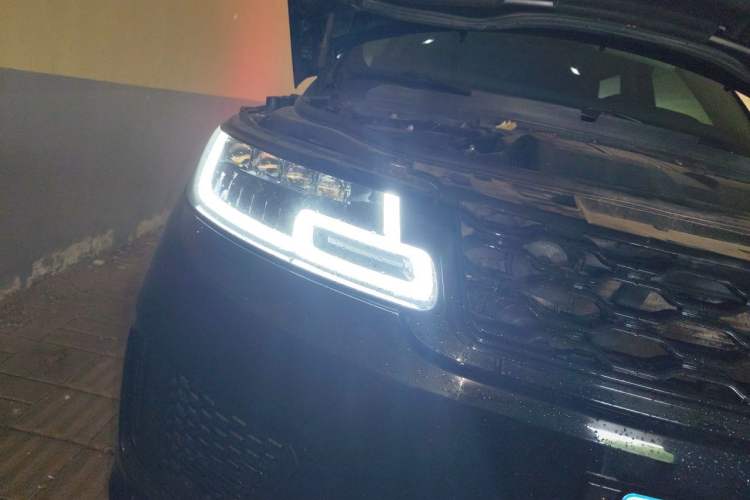 Used Land Rover Range  Right Front Headlight