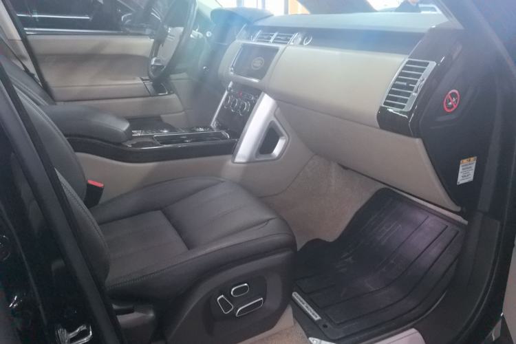 Used Land Rover Range 2015 3.0 SC V6 Vogue Right Front Seat