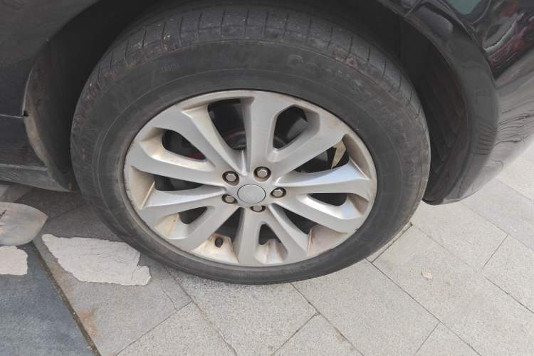 Used Land Rover Range 2015 3.0 SC V6 Vogue Right Front Wheel Hub