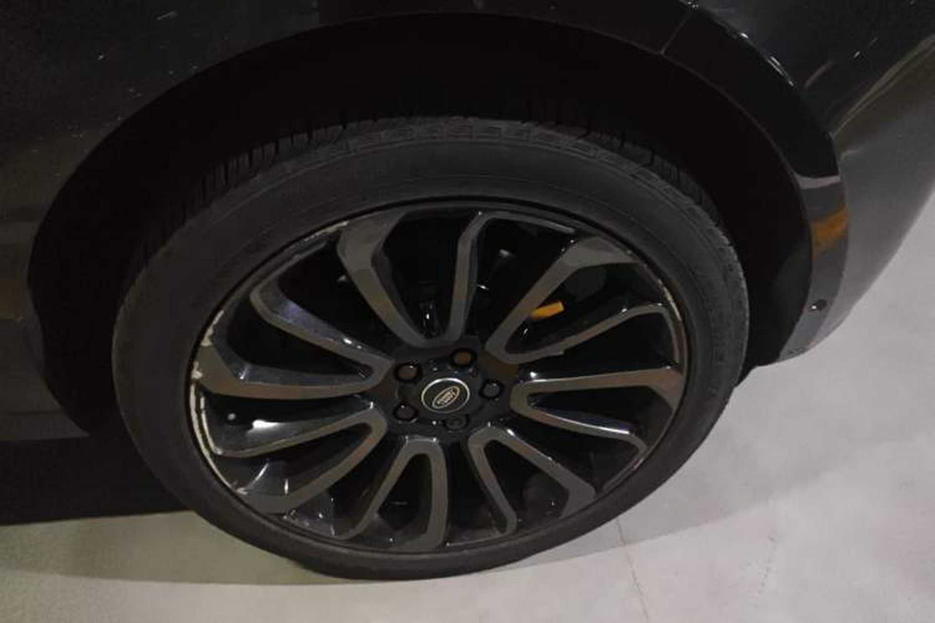 Used Land Rover Range  Right Front Wheel Hub