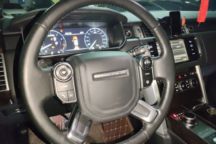 Used Land Rover Range 2015 3.0 SC V6 Vogue SE Long-Wheelbase Edition Steering Wheel