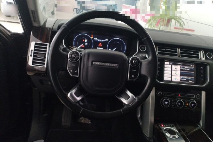 Used Land Rover Range 2015 3.0 SC V6 Vogue Steering Wheel