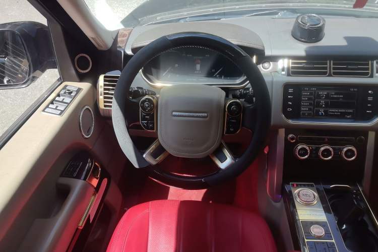 Used Land Rover Range 2015 3.0 SC V6 Vogue SE Long-Wheelbase Edition Steering Wheel