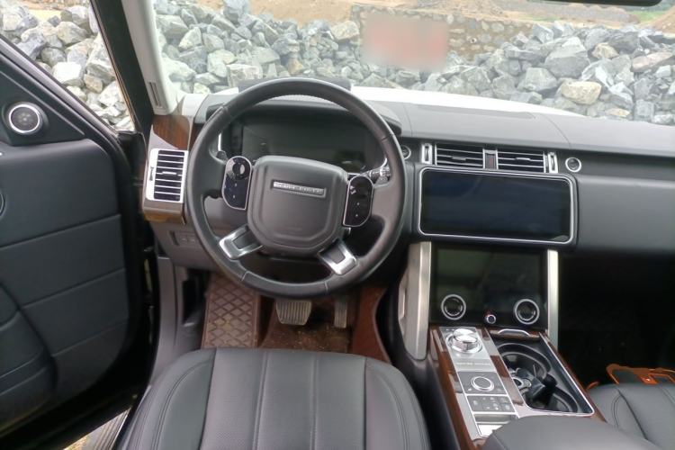 Used Land Rover Range 2015 3.0 SC V6 Vogue Steering Wheel