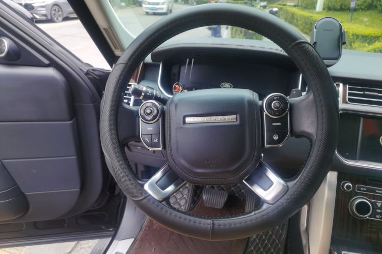 Used Land Rover Range 2015 3.0 SC V6 Vogue SE Long-Wheelbase Edition Steering Wheel