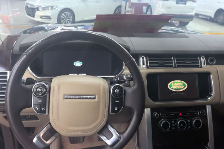 Used Land Rover Range 2015 3.0 SC V6 Vogue Steering Wheel