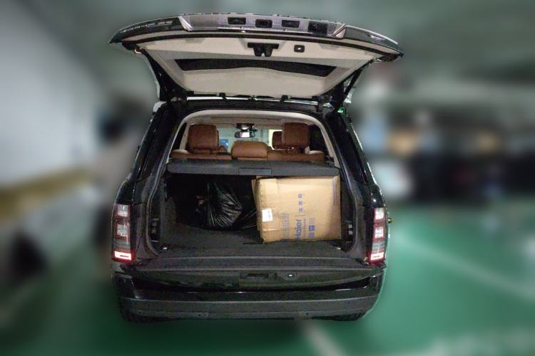 Used Land Rover Range 2015 3.0 SC V6 Vogue SE Long-Wheelbase Edition Trunk