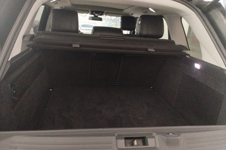 Used Land Rover Range 2015 3.0 SC V6 Vogue Trunk