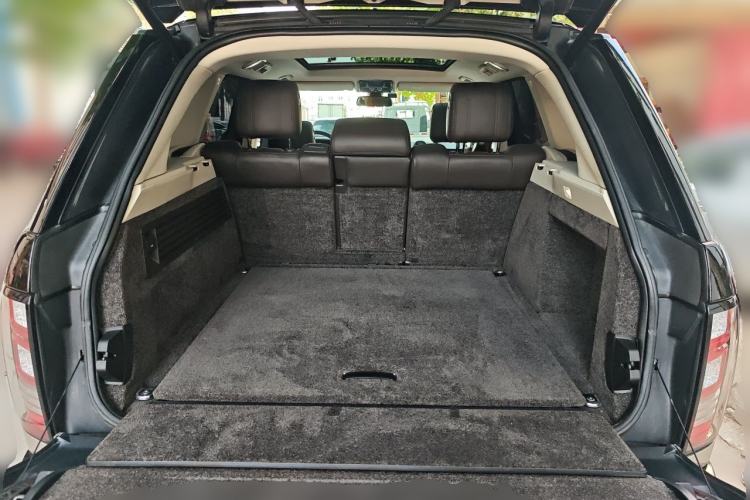 Used Land Rover Range 2015 3.0 SC V6 Vogue Trunk
